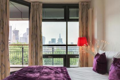 Two Bed Serviced Apt in Old Street London 