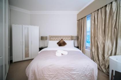 Sir Hans Sloane Apartments - image 23
