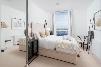 Luxurious Spacious 2Bed Flat in Canary Wharf w/views of River Thames - image 28