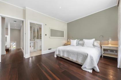 Veeve - Roof Terrace Views in Chelsea - image 21