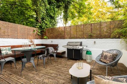 The Heart of Shepherds Bush - Modern 2BDR Apartment with Garden - image 22