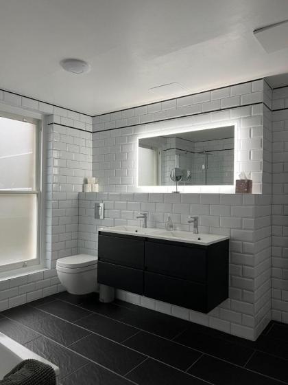 Luxury Apartment in Belsize Park - image 9