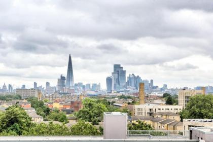 GuestReady - Penthouse Flat in Trendy Peckham - image 23