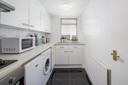 Central London Gem - 2 Bed Flat - image 22