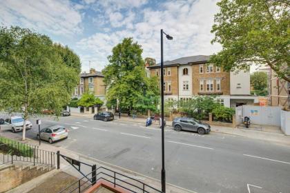 Modern Notting Hill 2 Bedroom Near Royal Oak tube - image 27