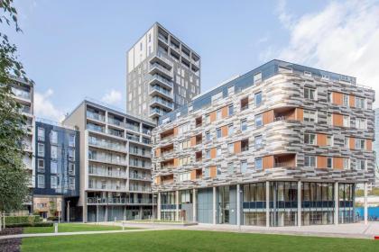 Cosy Studio Apartment in Canary Wharf - image 2