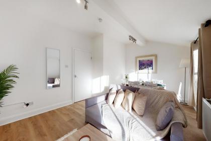 Park Lane Apartments Baker Street - image 21