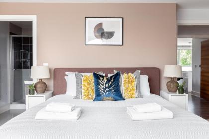 The Wandsworth Penthouse - image 25