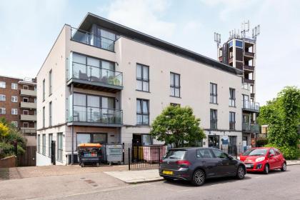 The Wandsworth Penthouse - image 26