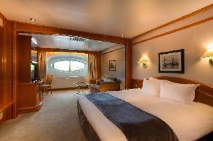Sunborn Yacht Hotel London - image 22