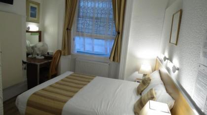 Falcon Hotel - image 19