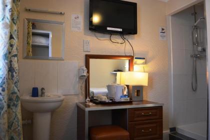 Falcon Hotel - image 4