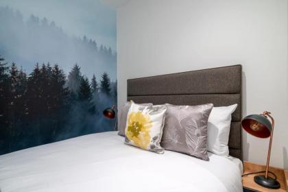 Heart of Whitechapel - A Stay Kindred Home w AC hosted by GuestReady - image 29