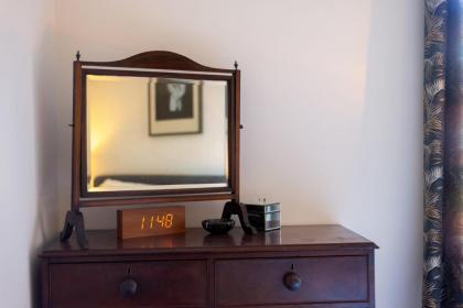 GuestReady - Beautiful 2BR Townhouse w Garden - image 29