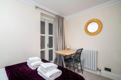 GuestReady - Lovely 2BR home in Central London - image 22