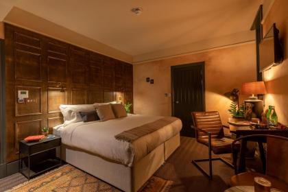 The Wolfpack Inn - image 21