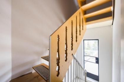 Georgian Townhouse with Sun Terrace & Garden - image 21