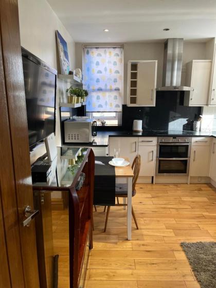 Stunning 1 Bedroom in Stunning Location - Mayfair Area - image 29