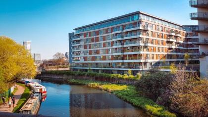 Beautiful Central Home for 6 near Olympic Park and ABBA Theatre - image 27