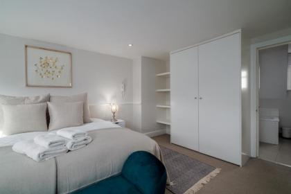 GuestReady - Family Home with Garden for 6 - image 23