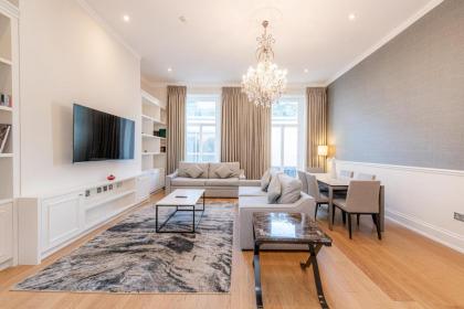 20 Hertford Street - image 23