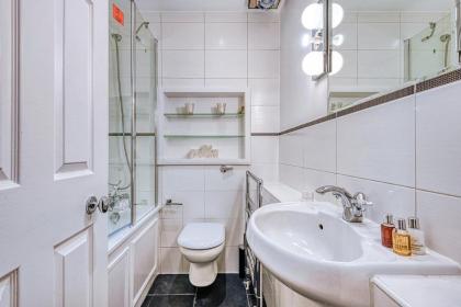 Stunning Apartment in Fashionable Marylebone - image 21