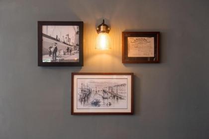 The Waterman's Arms - image 22