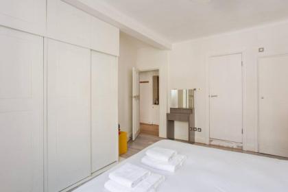 Modern 2 Bedroom Apartment in Marble Arch - image 21