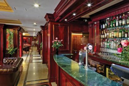 Gem Fitzrovia Hotel - image 21