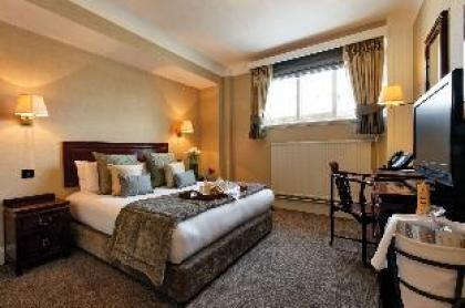 Gem Strathmore Hotel - image 30