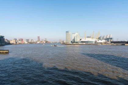 Stunning 3BD Riverside Flat Communal Roof Terrace - image 23