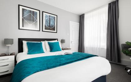 Beautiful Central 4 Bedroom Apart next2 KingsCross - image 26