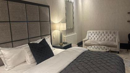 6000sqft Apartment on Park Lane with Private Swimming poolGym&Sauna - image 28