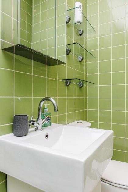 Beautiful 2 bedroom Covent Garden apartment - image 27