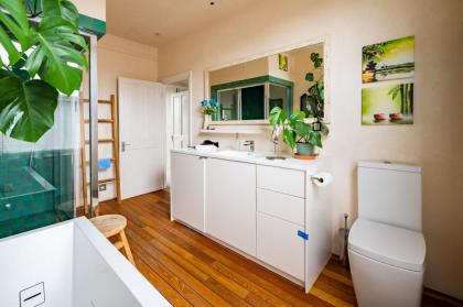 Charming home with roof terrace in East London by UnderTheDoormat - image 28