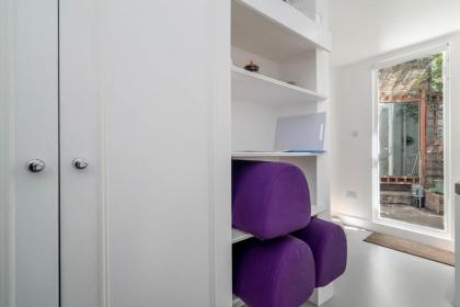 GuestReady - Micro Garden flat in Fulham - image 21