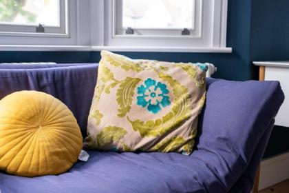GuestReady - Family Stay in the heart of Fulham - image 25