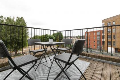 Skyvillion - Beautiful 3-Bed Central London Apartment - image 22
