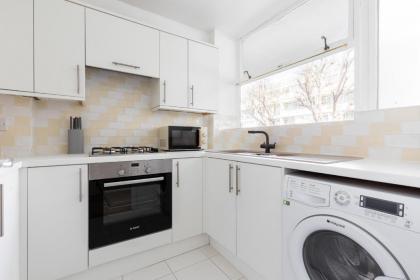 The Pimlico Apartments - image 7