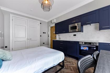 York Studios by DC London Rooms - image 21