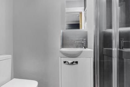 York Studios by DC London Rooms - image 28