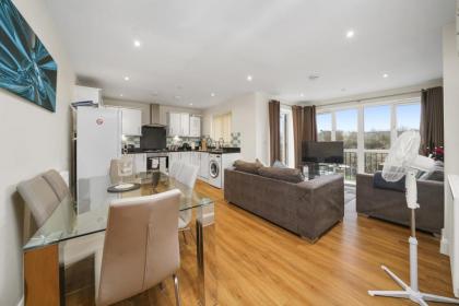 London Heathrow Living Serviced Apartments by Ferndale - image 12