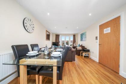 London Heathrow Living Serviced Apartments by Ferndale - image 13