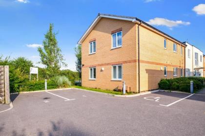 London Heathrow Living Serviced Apartments by Ferndale - image 23