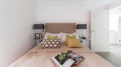Boutique 3 Bed Apartment - image 24