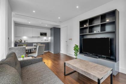 Modern 01 & 02 Bed Apartment in Canary Wharf - image 22