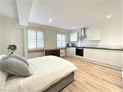 Goodge Street Apartments - image 28