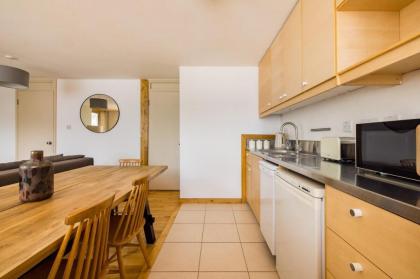 The Farringdon Apartment - image 23