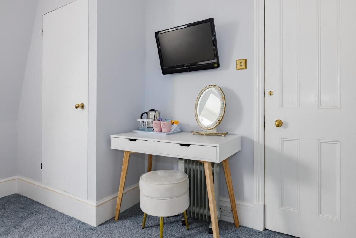 The Abbey Notting Hill - image 3