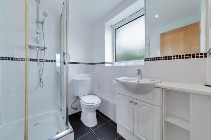 Flourish Apartment - Constant Court - Canary Wharf - image 29